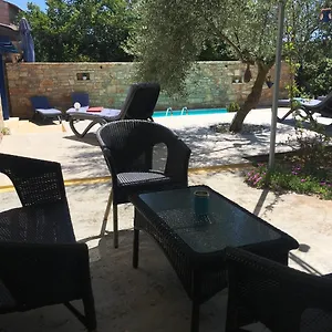 Ava1 With Pool & Ava2 With Whirlpool Baderna